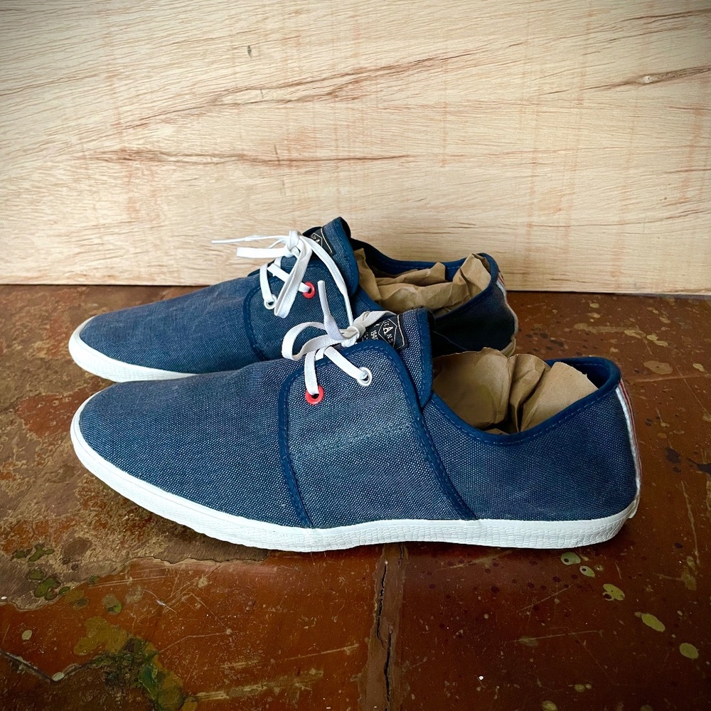 Paul Smith Men's Navy Blue Musa Canvas Trainers shoes